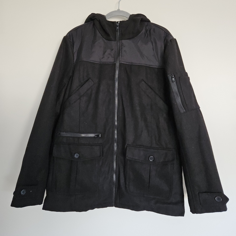 New NWOT Men's Rock & Republic Black Hooded Jacket Coat L Large Pockets Winder